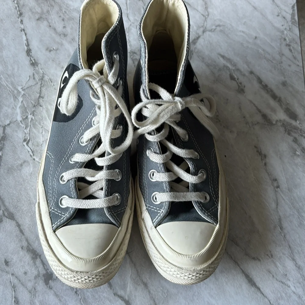 COMME DES GARCONS PLAY x Converse Unisex Chuck Taylor High Top Sneakers gray w6 - Picture 5 of 15